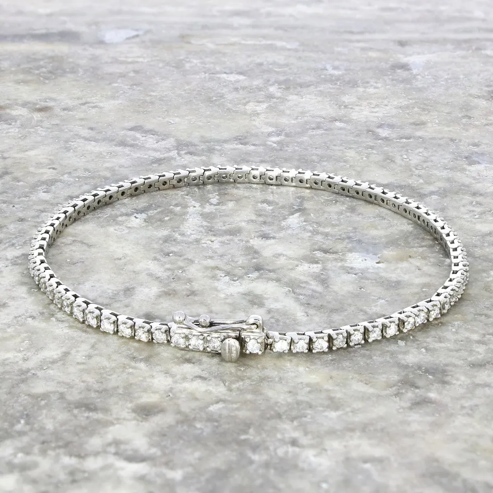 18ct White Gold 2.33cts Brilliant Cut Diamond Line Tennis Bracelet