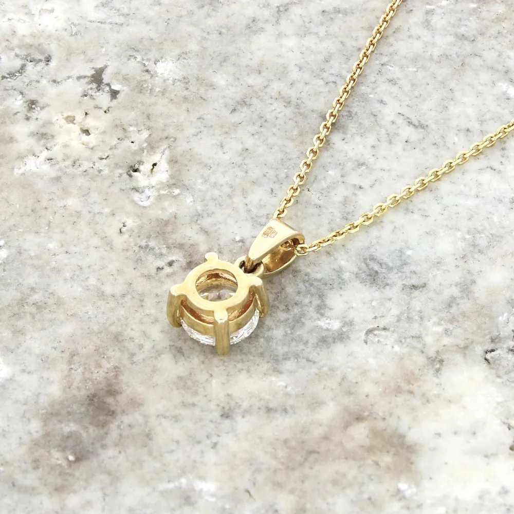 9ct Yellow Gold 1.46cts Brilliant Cut Lab Grown Diamond Pendant and Chain