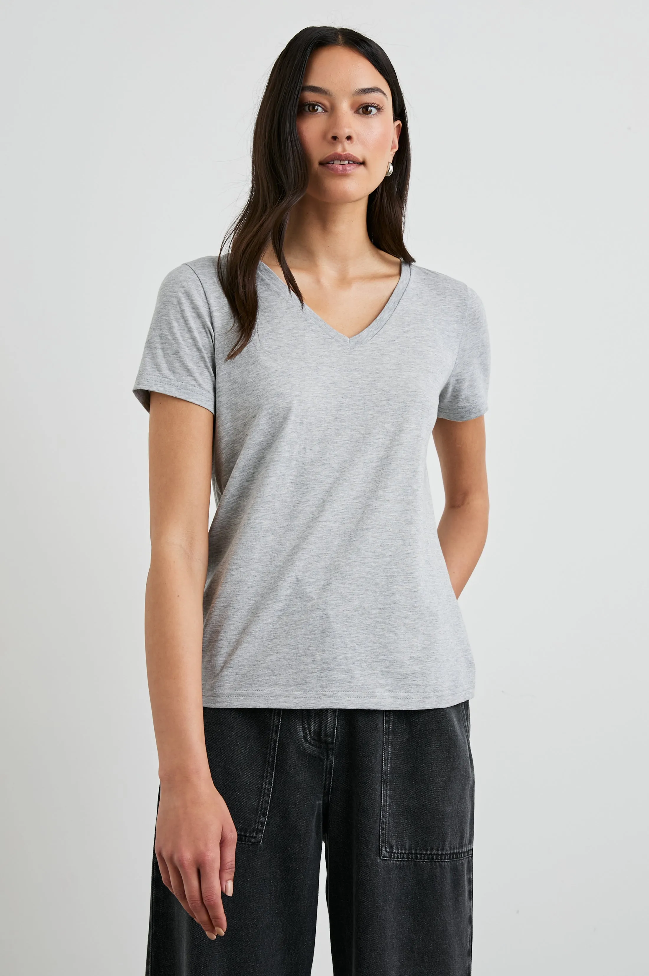 CLASSIC V NECK T-SHIRT - HEATHER GREY Rails