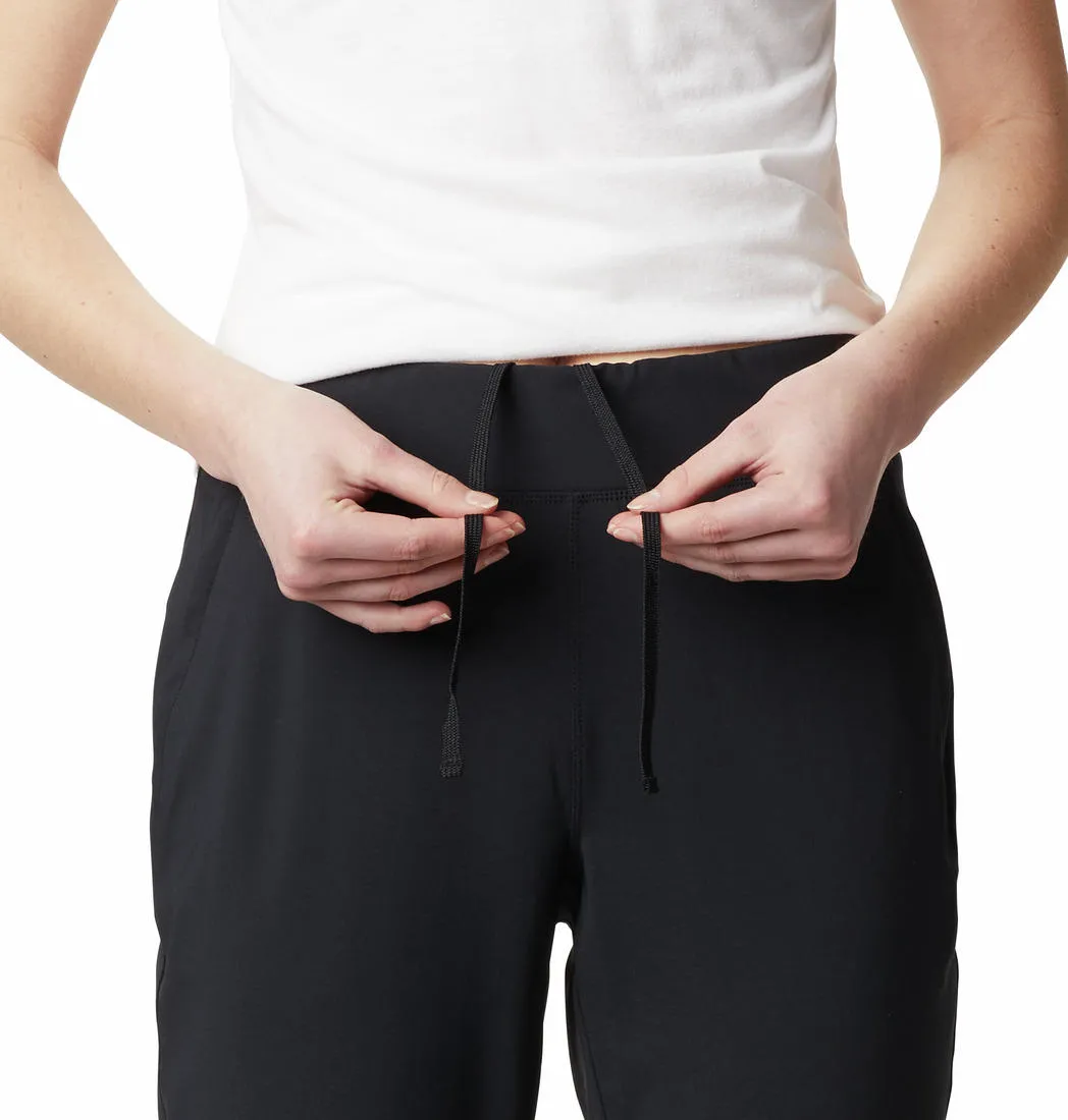 Columbia Women Black Omni-Shield Back Beauty II Slim Pant