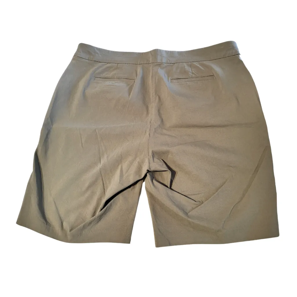 Coral Bay Woman's Solid Shorts Size 18W