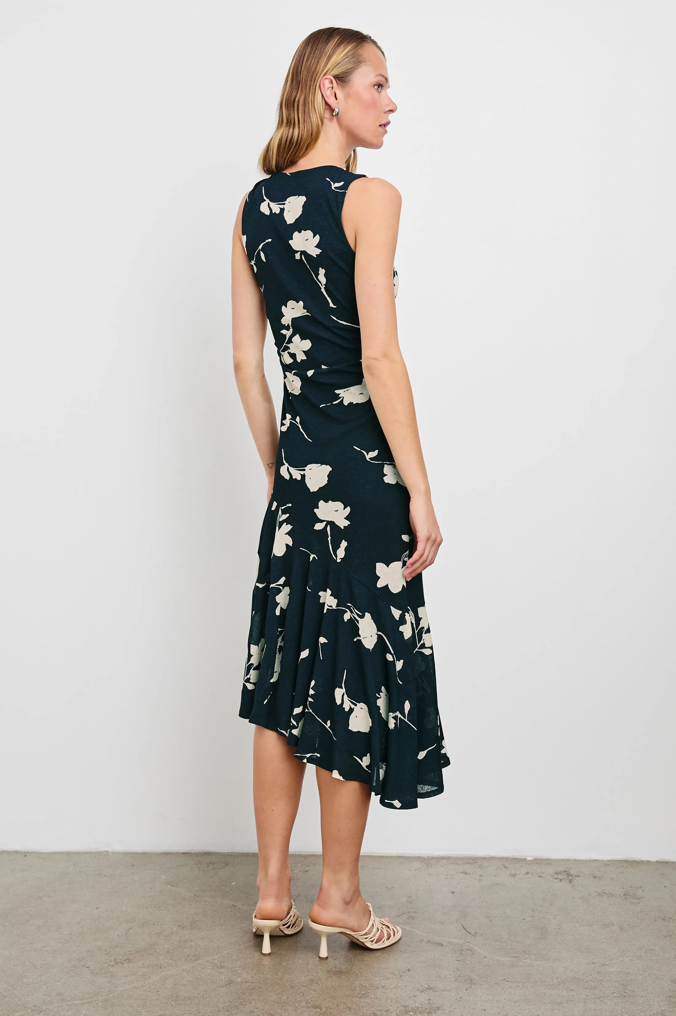 DAIJA DRESS - MIDNIGHT ROSES Rails