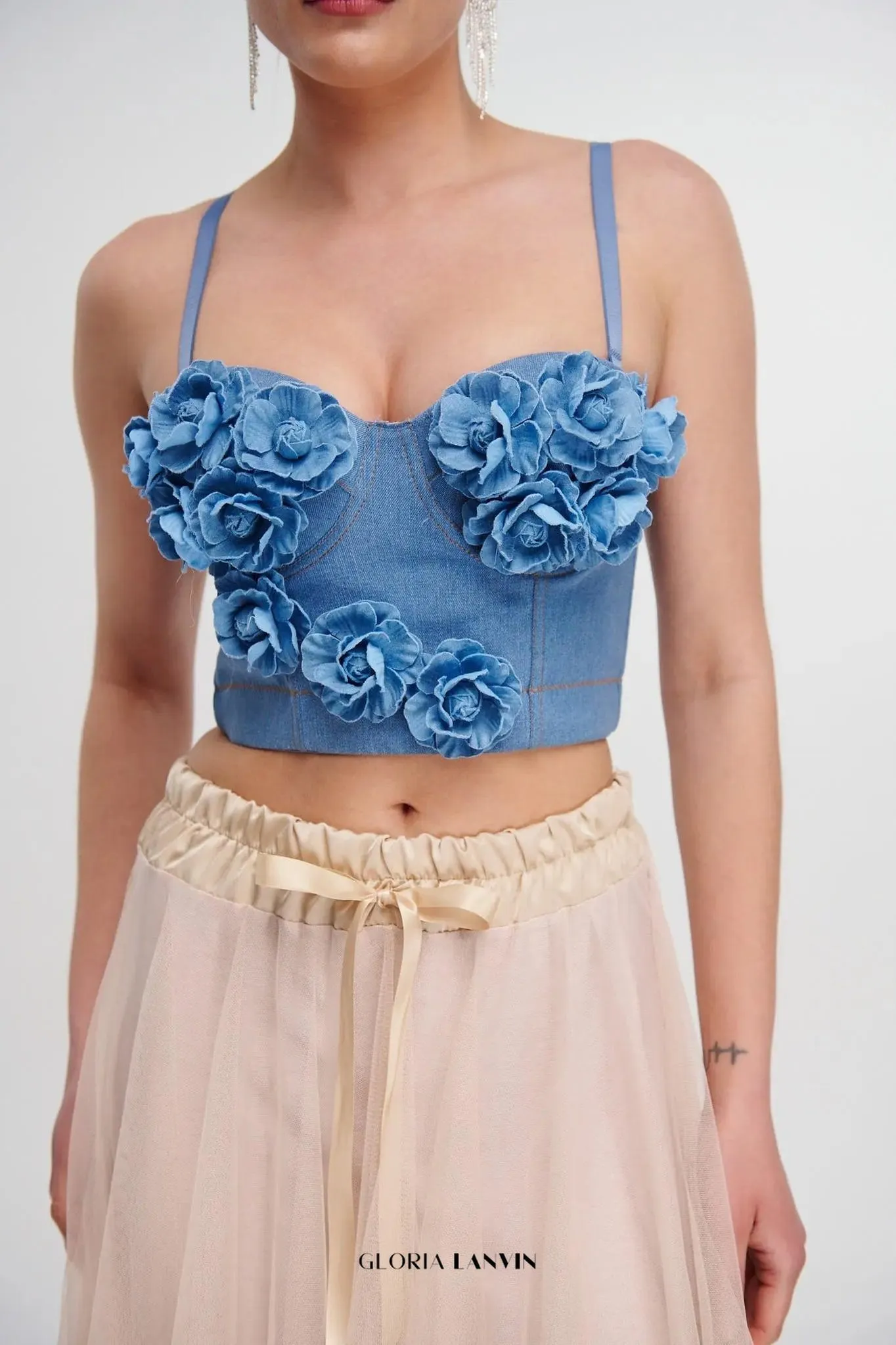 Denim Top With Roses Gloria Lanvin