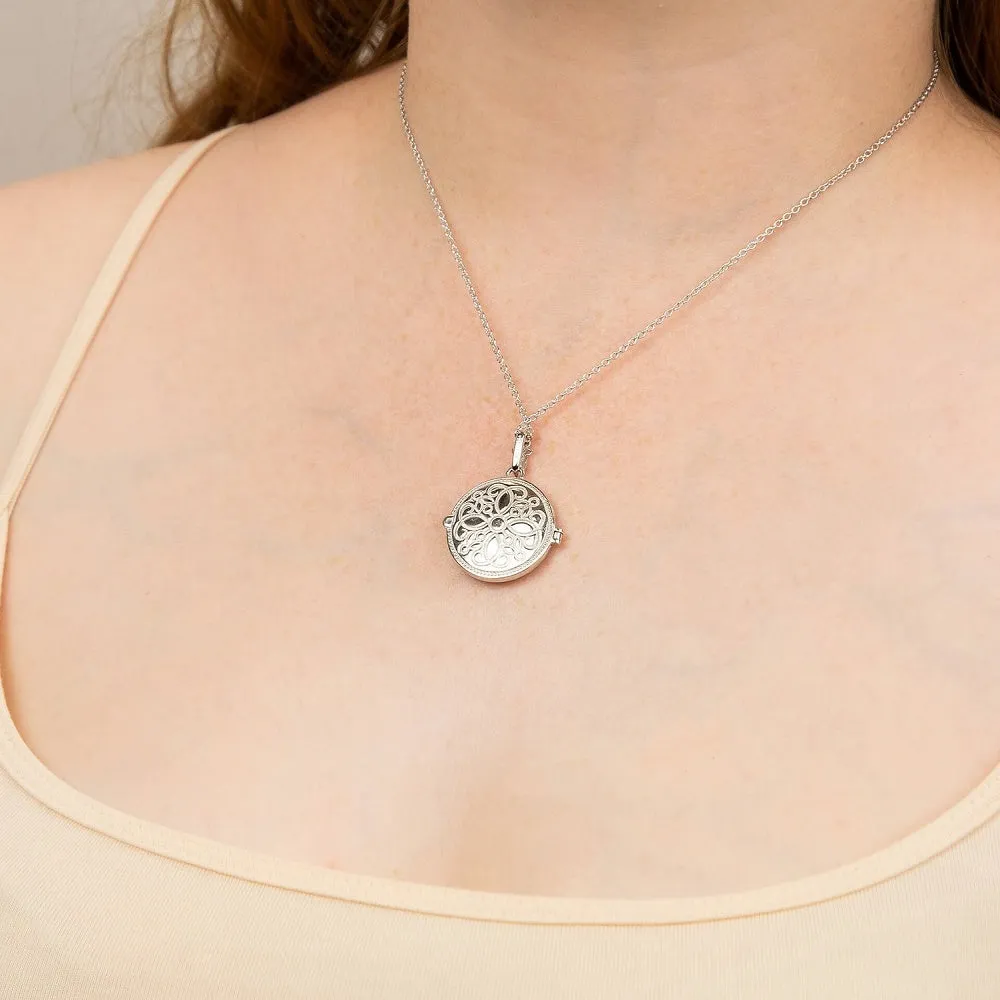 Diamonfire Sterling Silver Cubic Zirconia Round Medallion Filigree Locket and Chain P4613
