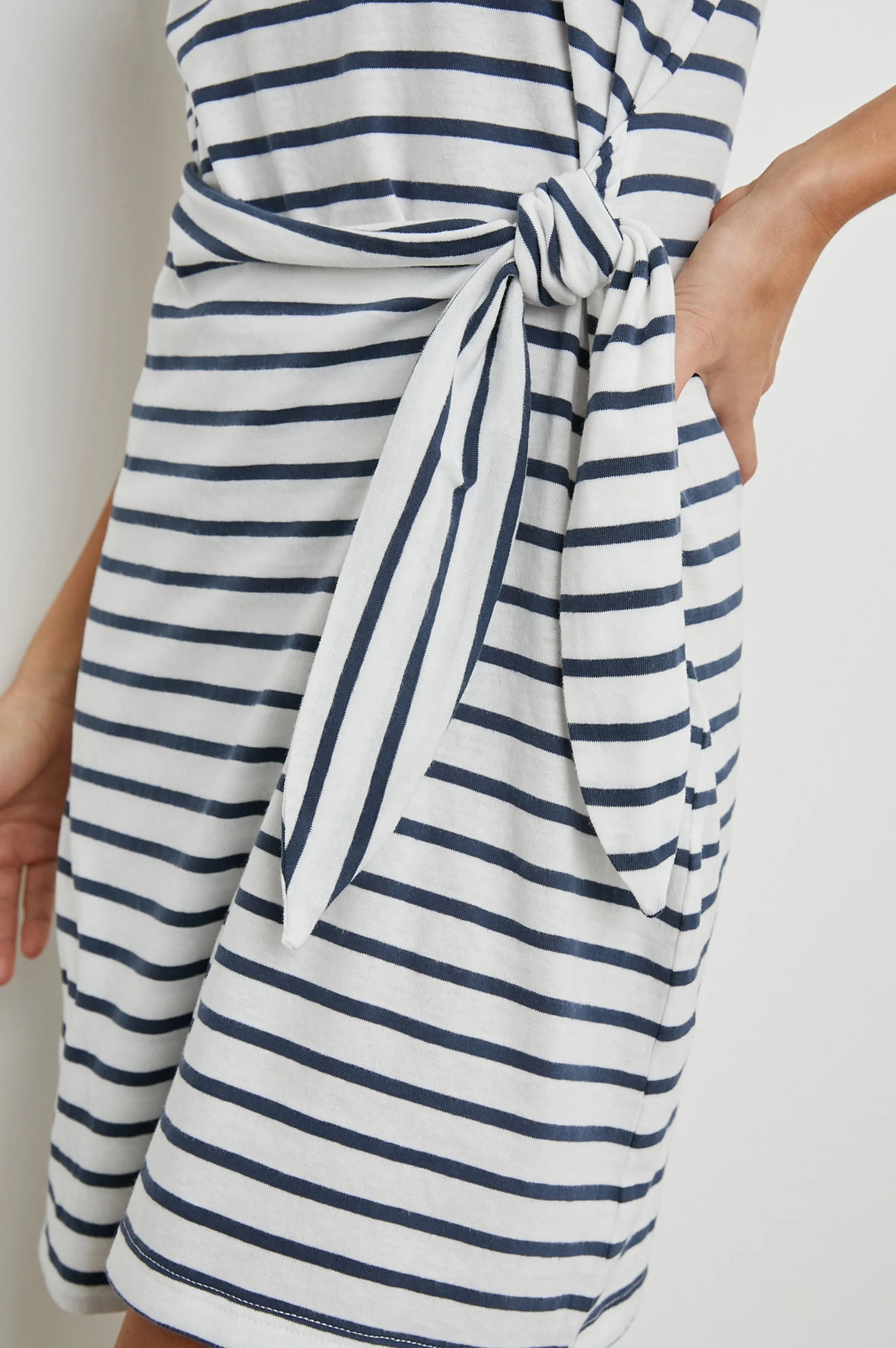 EDIE DRESS - IVORY NAVY STRIPE Rails