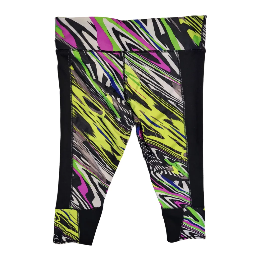 Fabletics Multicolored Abstract Blur Print Capris Leggings Size M