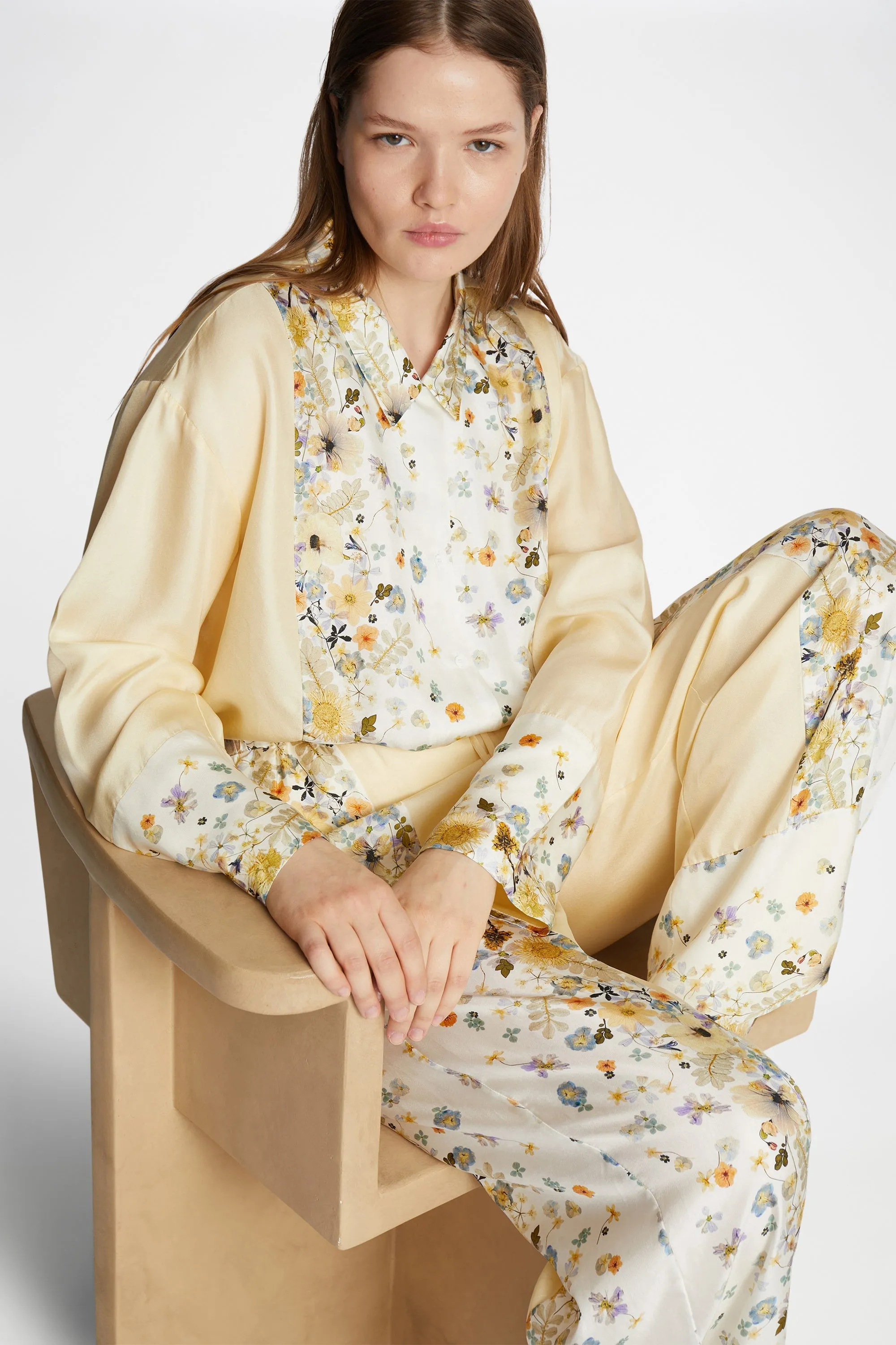 FAIZA SILK - CREME Munthe