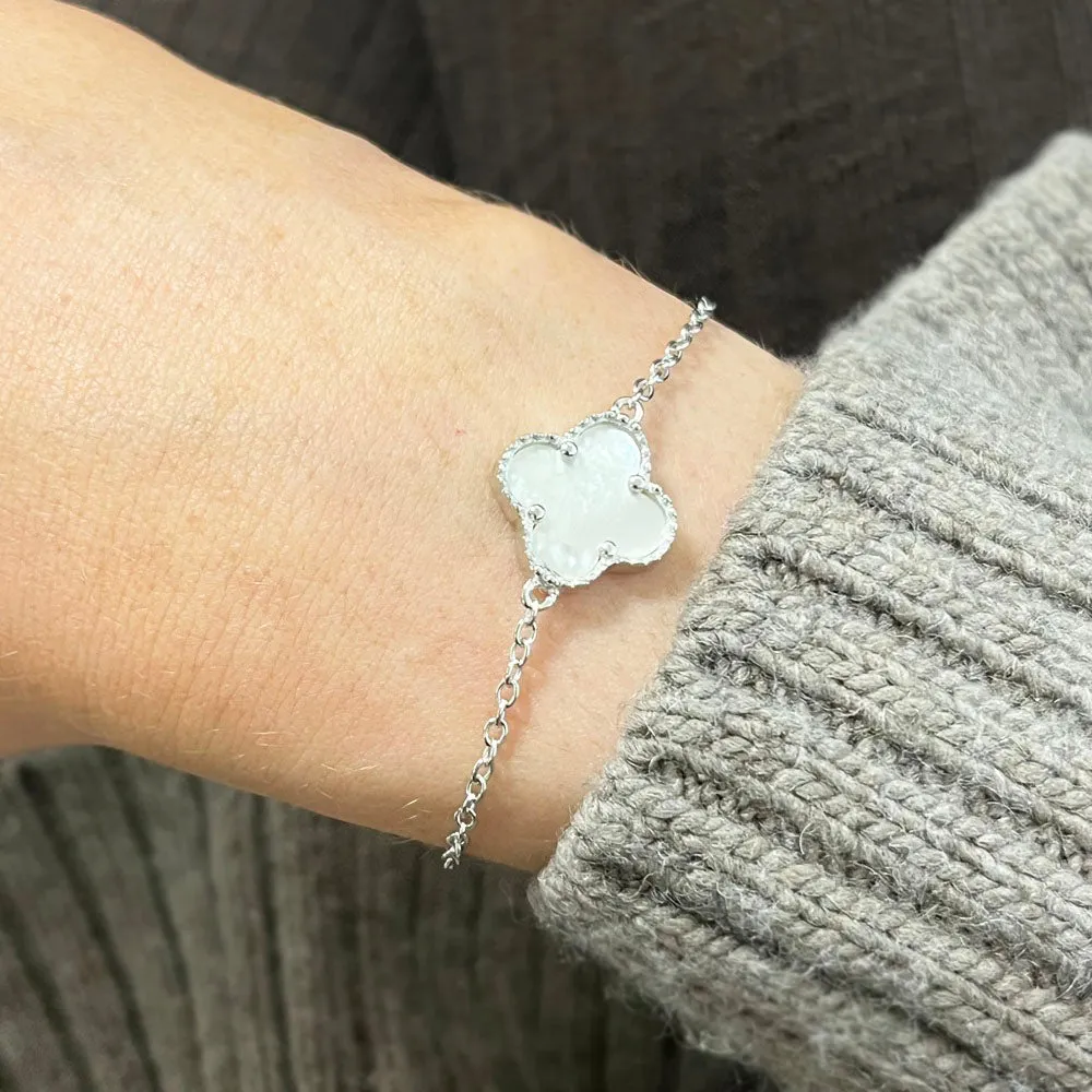 Four Leaf Clover Mother of Pearl Bracelet GVL028