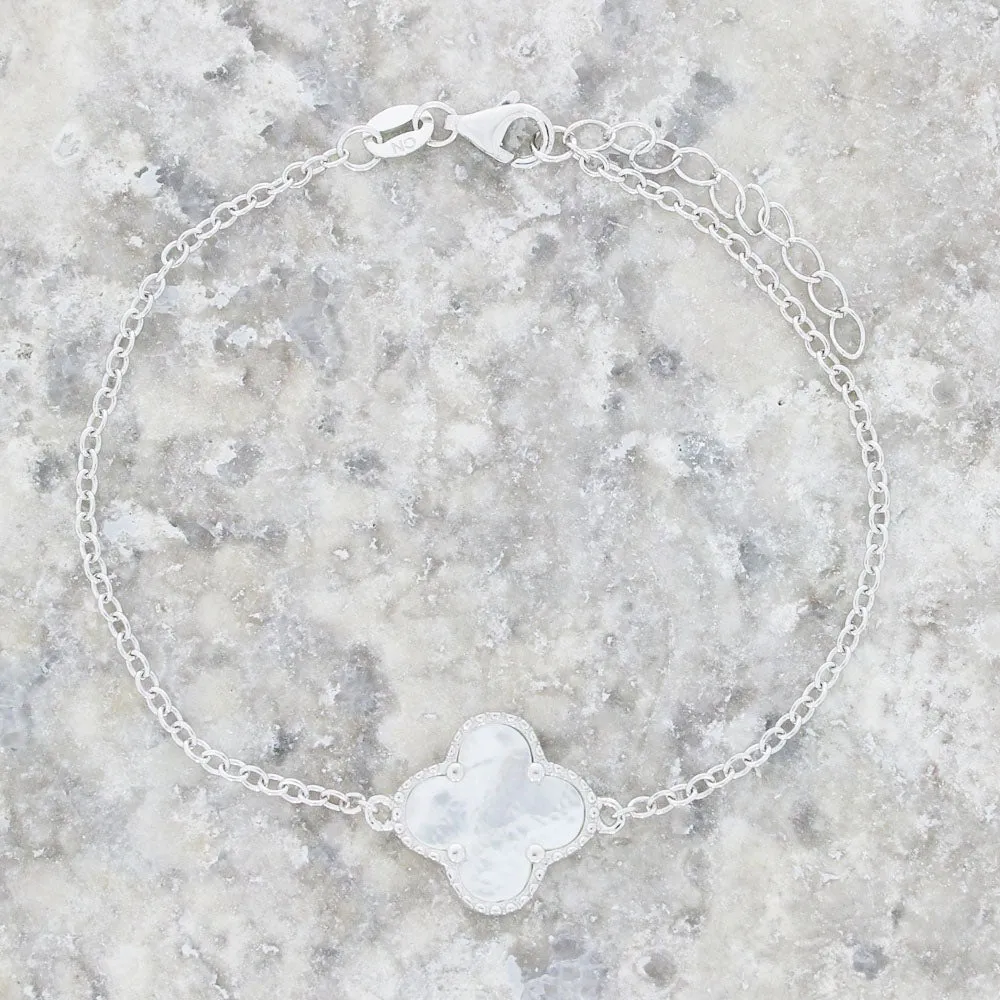 Four Leaf Clover Mother of Pearl Bracelet GVL028