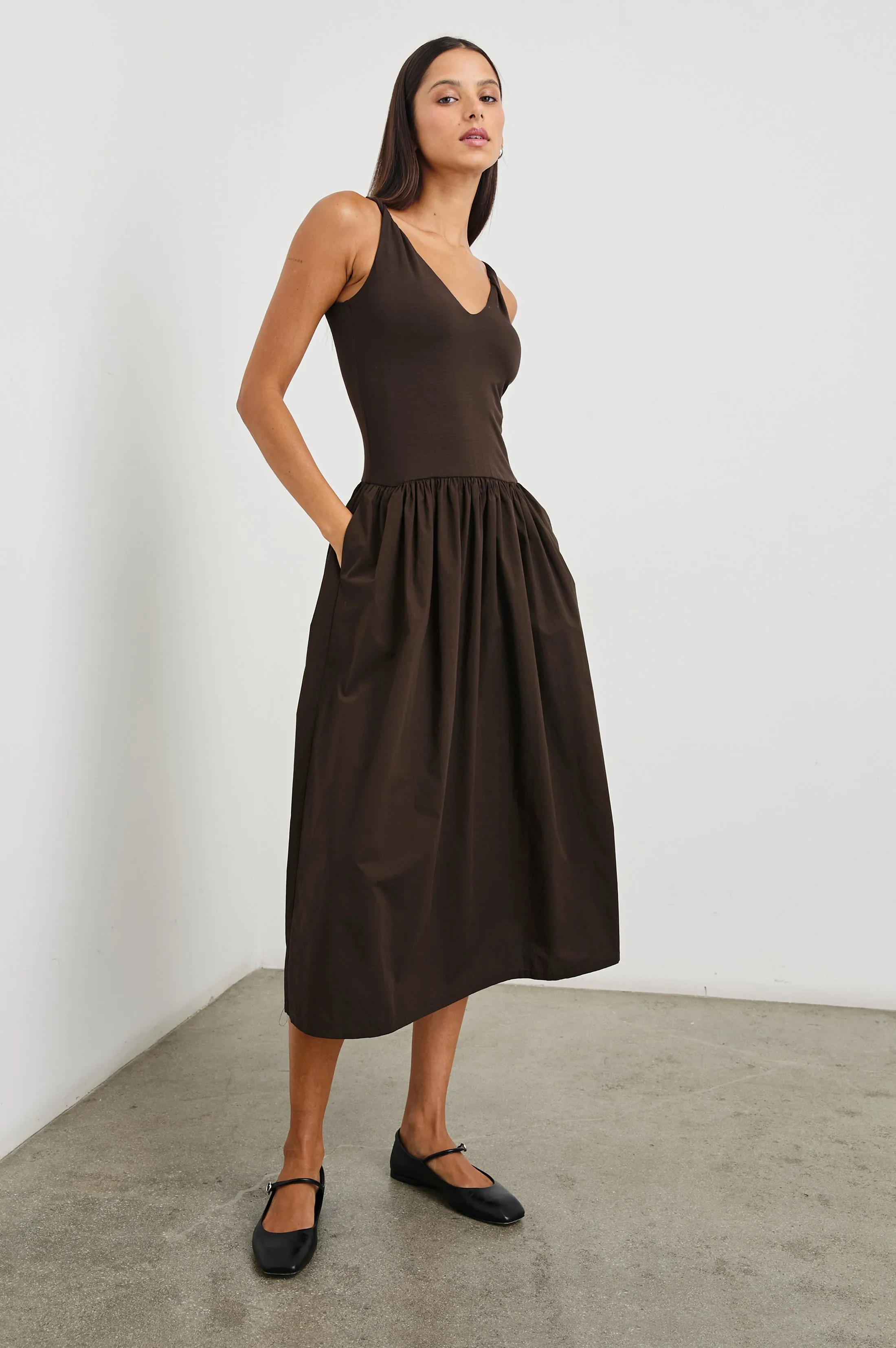 FRANCA DRESS - ESPRESSO Rails