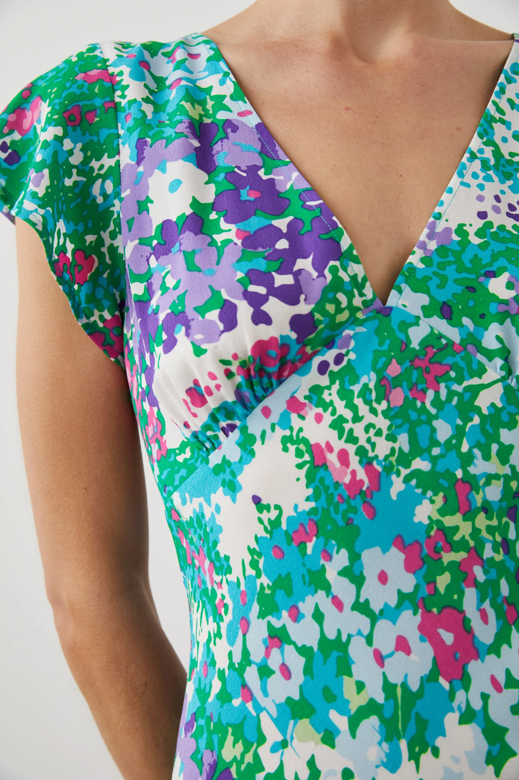 GIGI DRESS - GARDENIA FLORAL Rails