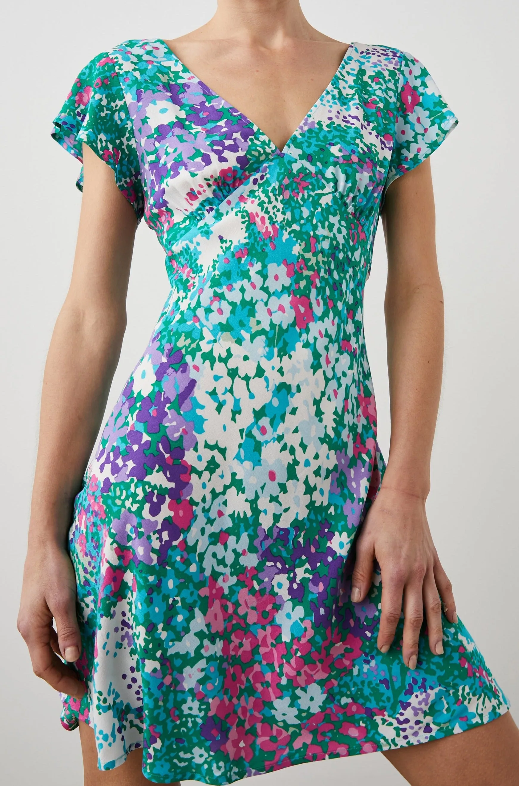 GIGI DRESS - GARDENIA FLORAL Rails