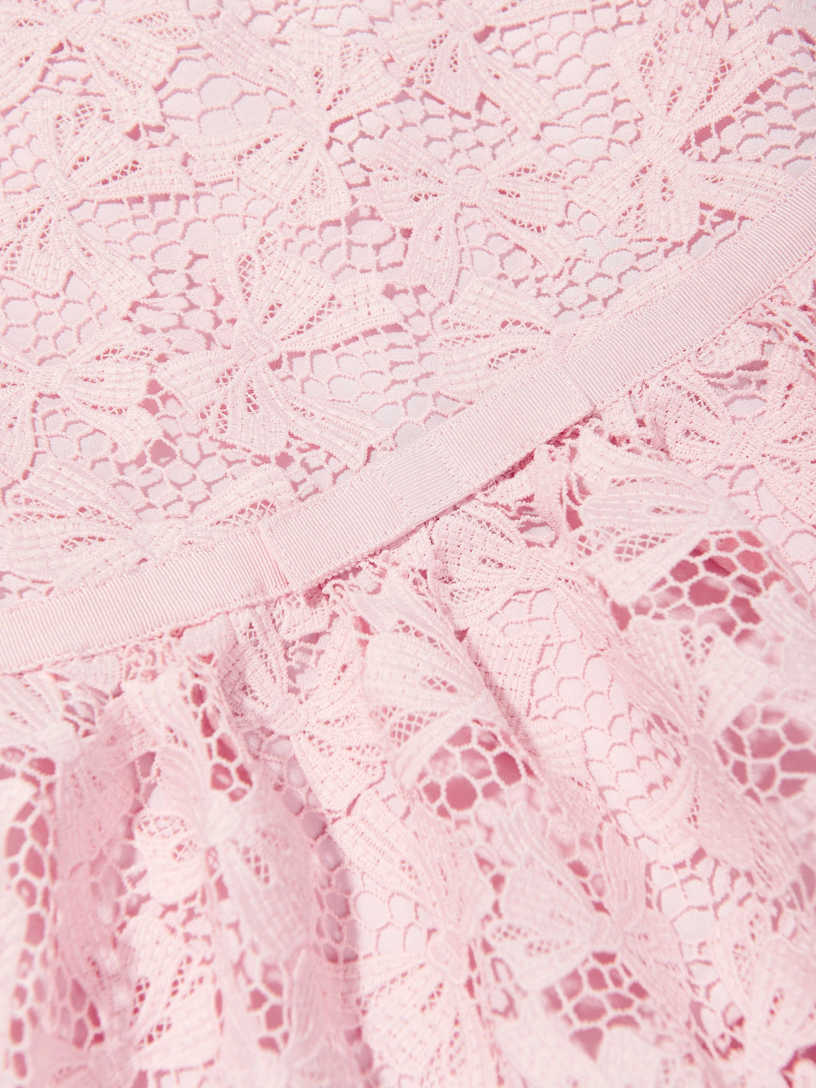 Girls Bow Lace Tiered Dress in Pink