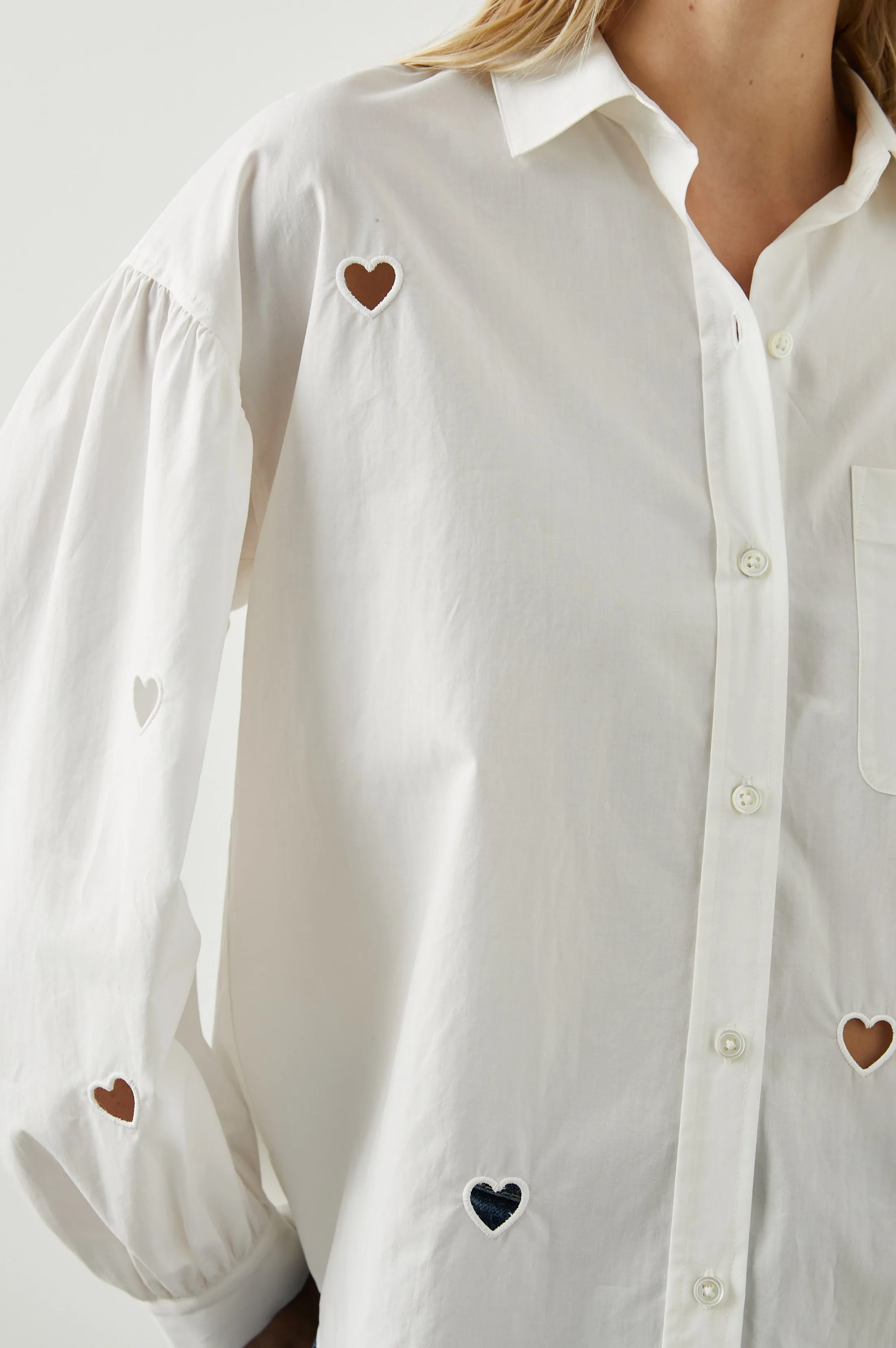 JANAE SHIRT - WHITE EYELET HEARTS Rails