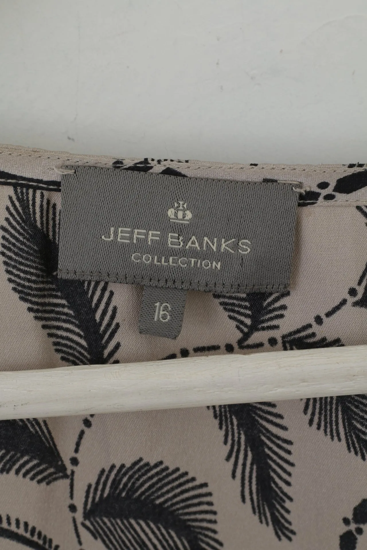 Jeff Banks Collection Womens 16 L Shirt Silver Thin Material Shiny Party Top