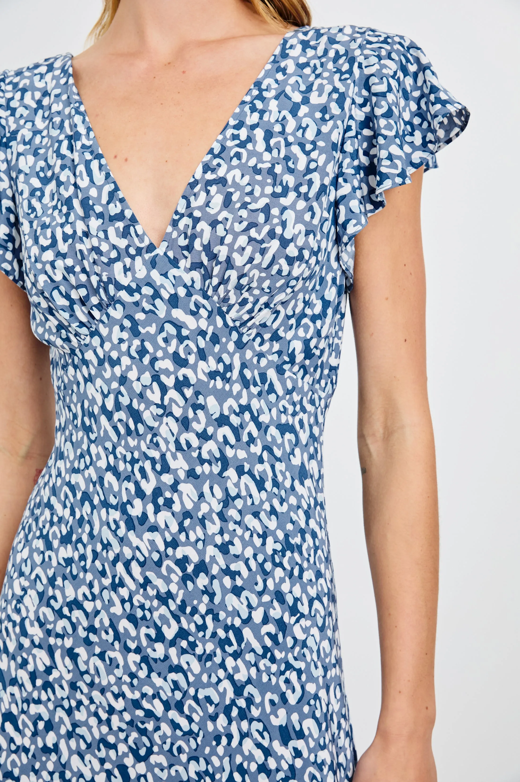 KENZ DRESS - BLUE MIXED CHEETAH Rails