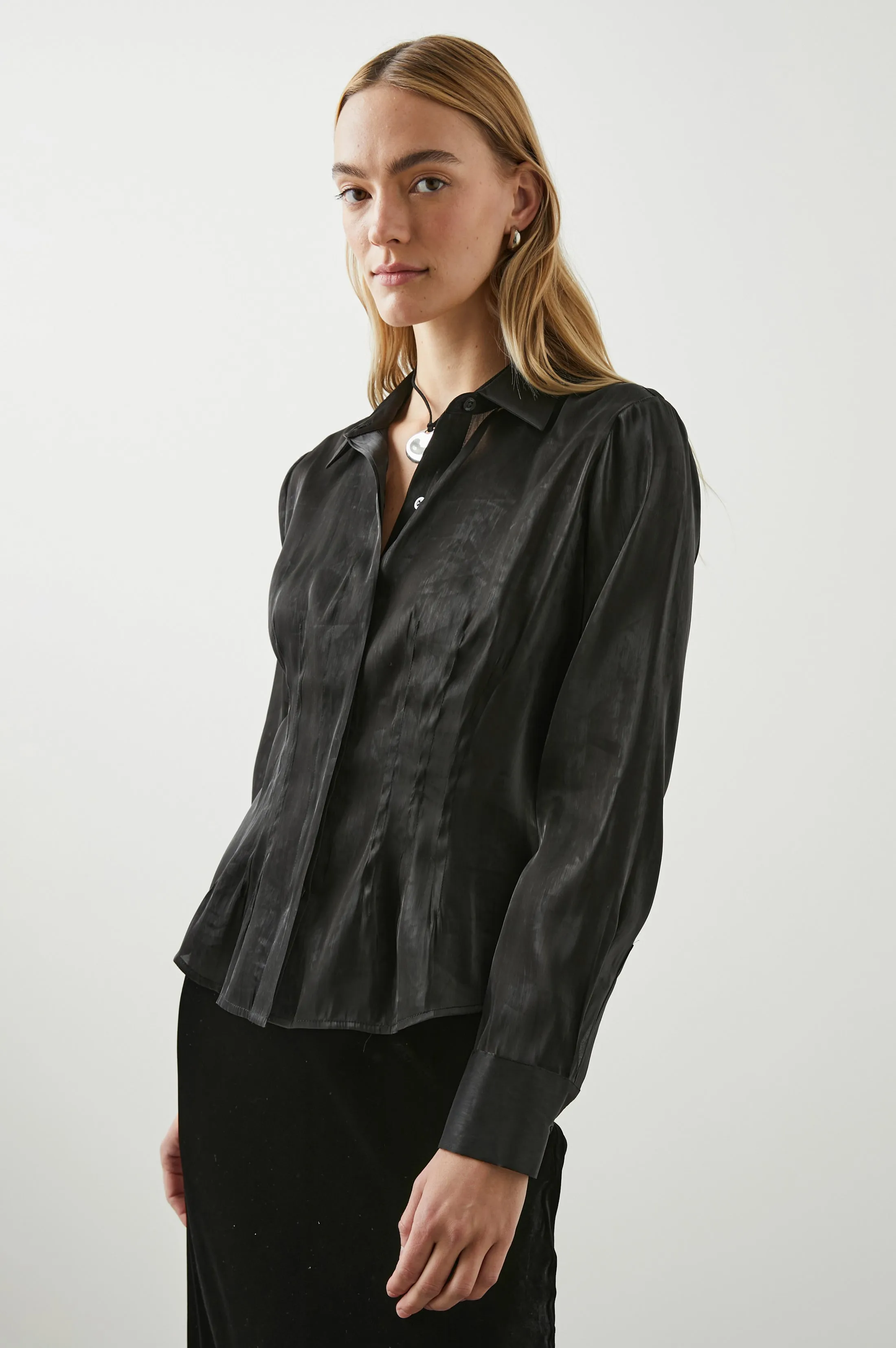 LORENA TOP - ONYX Rails
