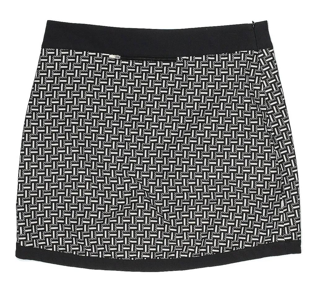 Maggie Lane Black & White Geo Print Golf Skort Size 6