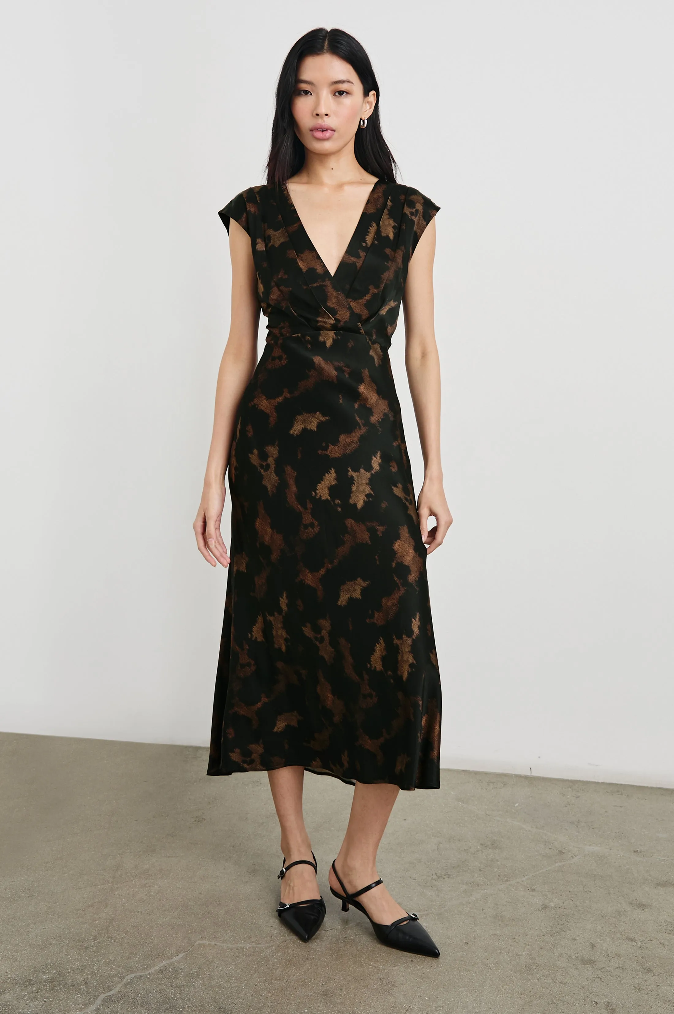 ODELLA DRESS - DIFFUSED SANDSTONE Rails