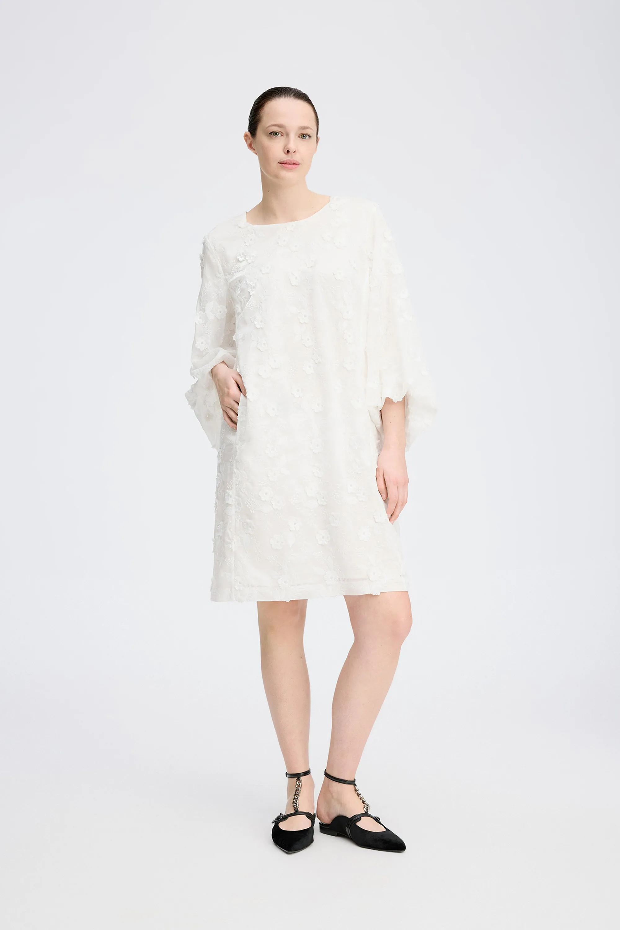 PANSI - WHITE Munthe