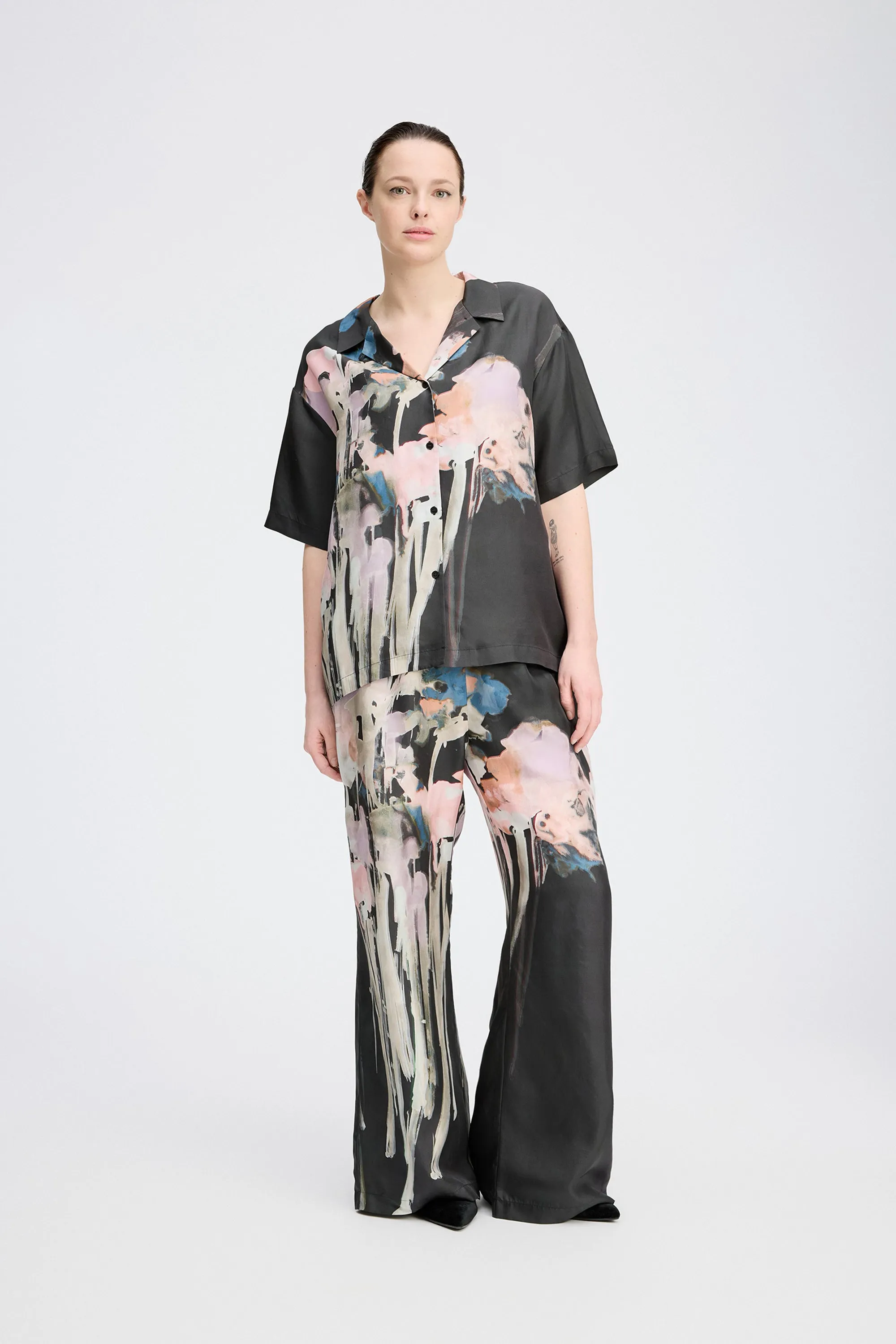 PIANE SILK - BLACK Munthe