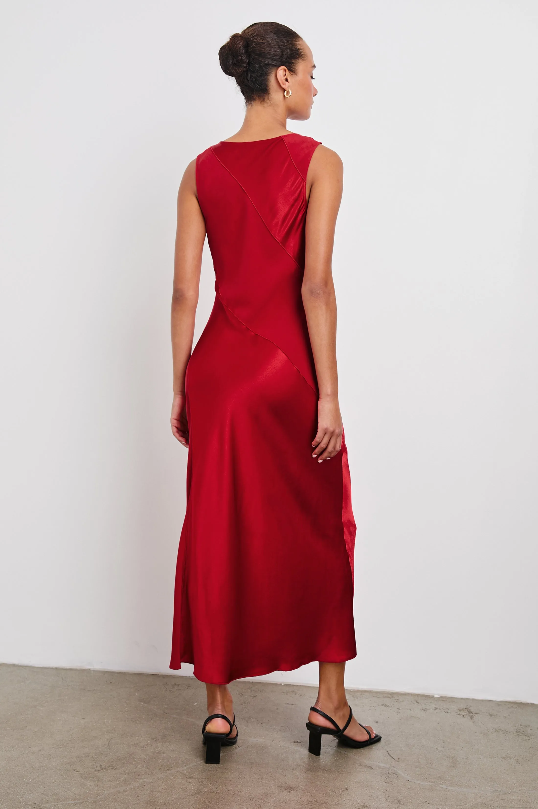 SANYA DRESS - SCARLET Rails