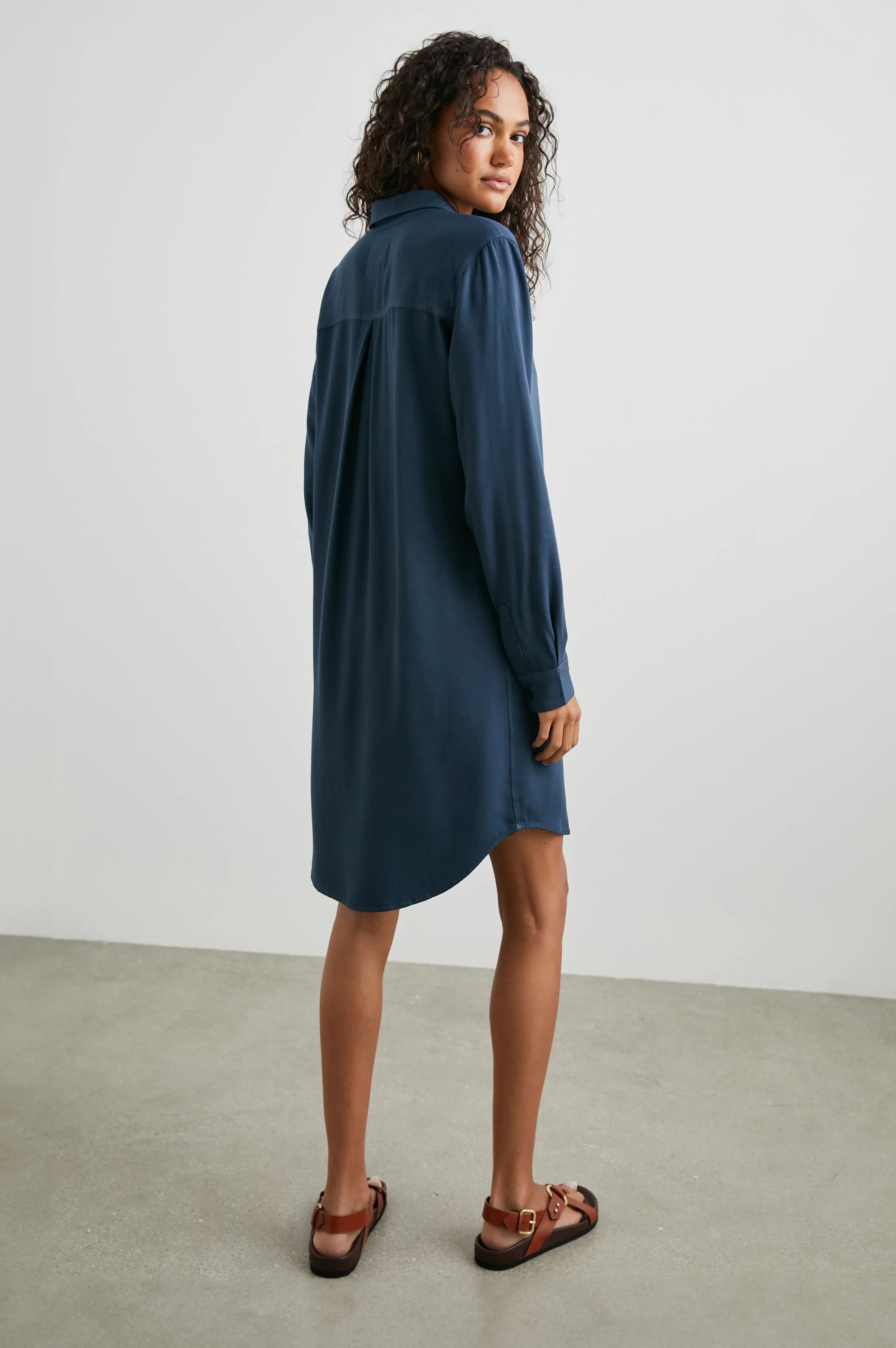 SAWYER DRESS - NAVY Rails