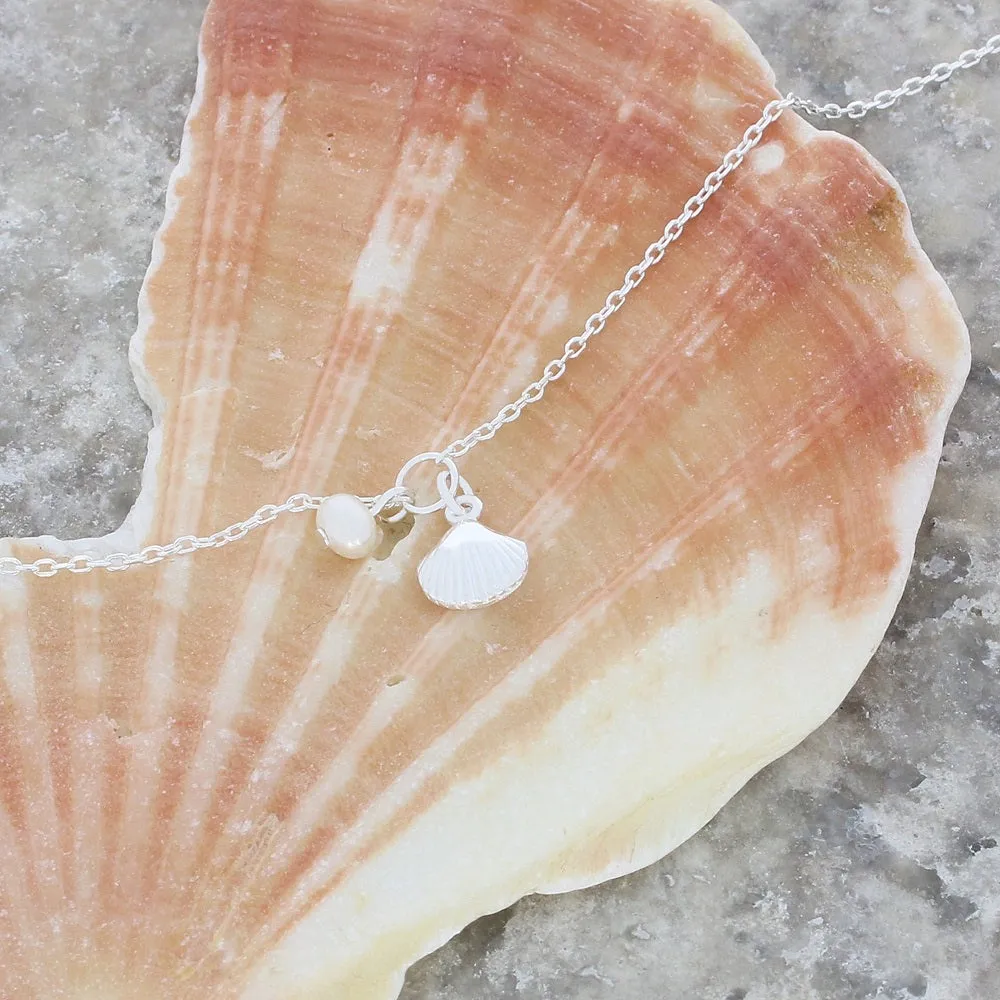 Sterling Silver Clam Shell and Pearl Bracelet
