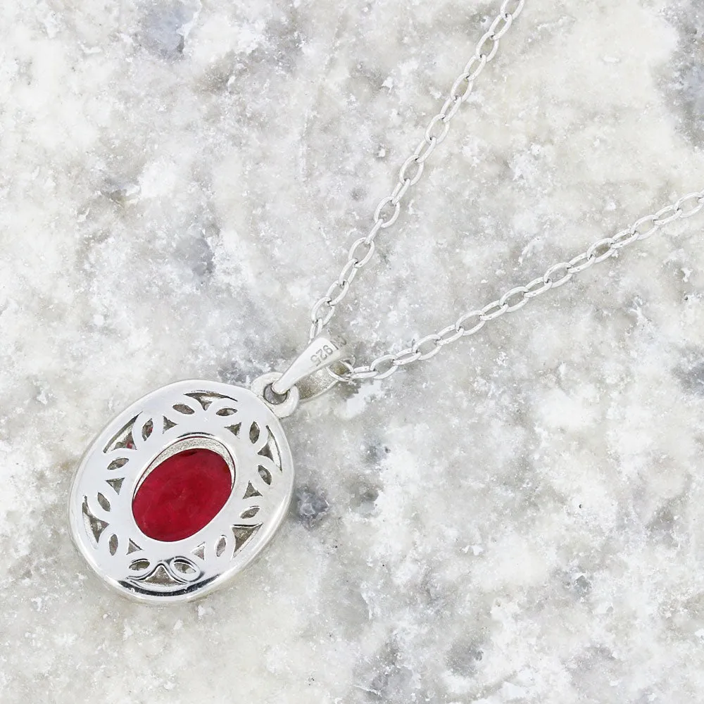 Sterling Silver Cubic Zirconia Pendant and Chain GVL018