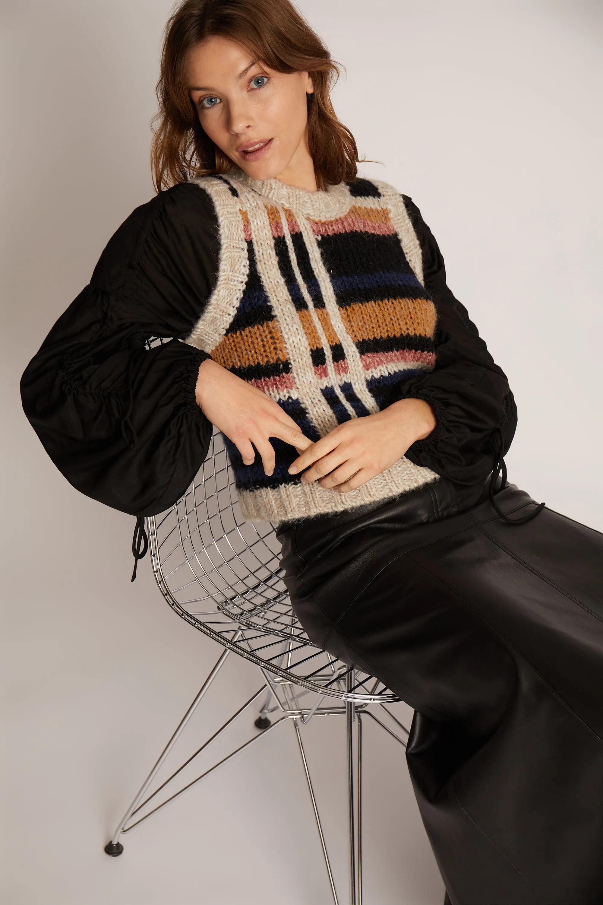 TOMALLY - BLACK Munthe