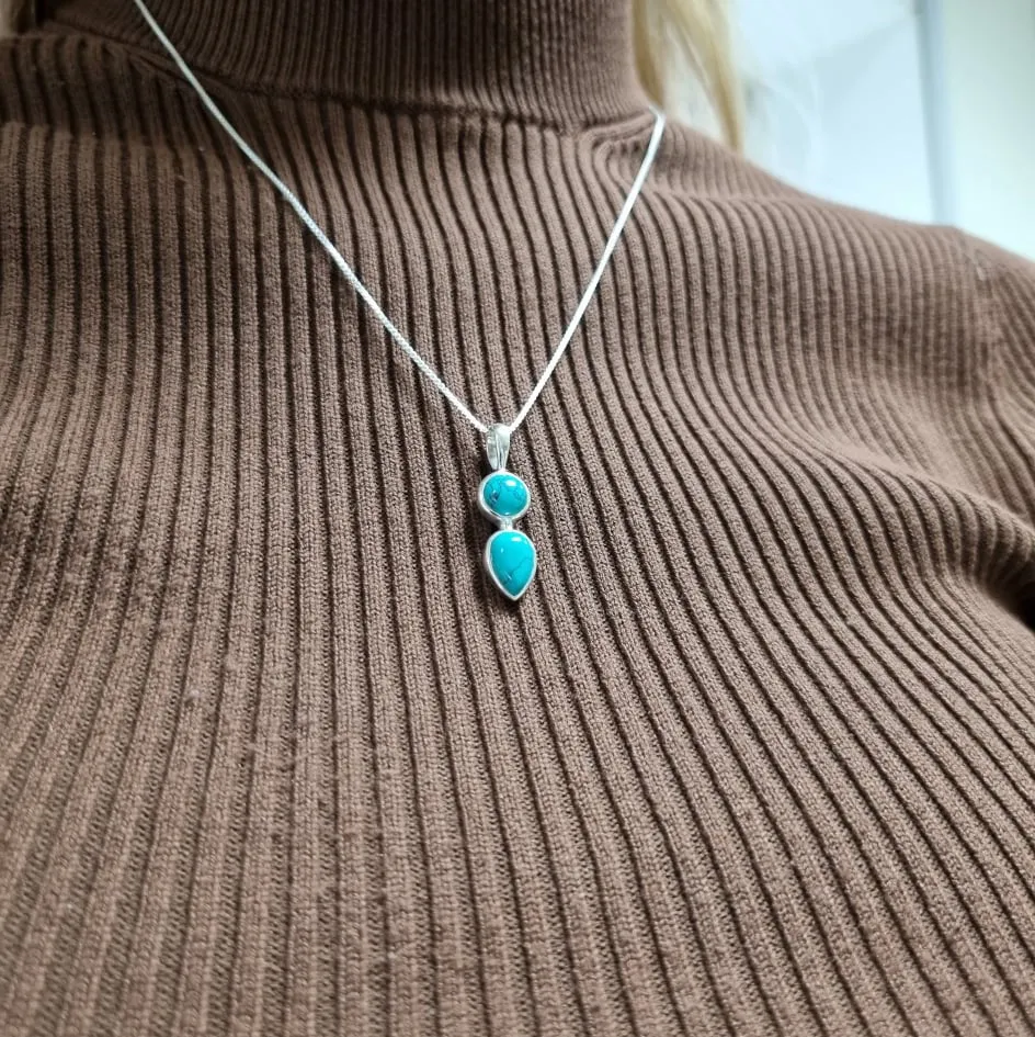 Turquoise Sterling Silver Teardrop Pendant & Chain