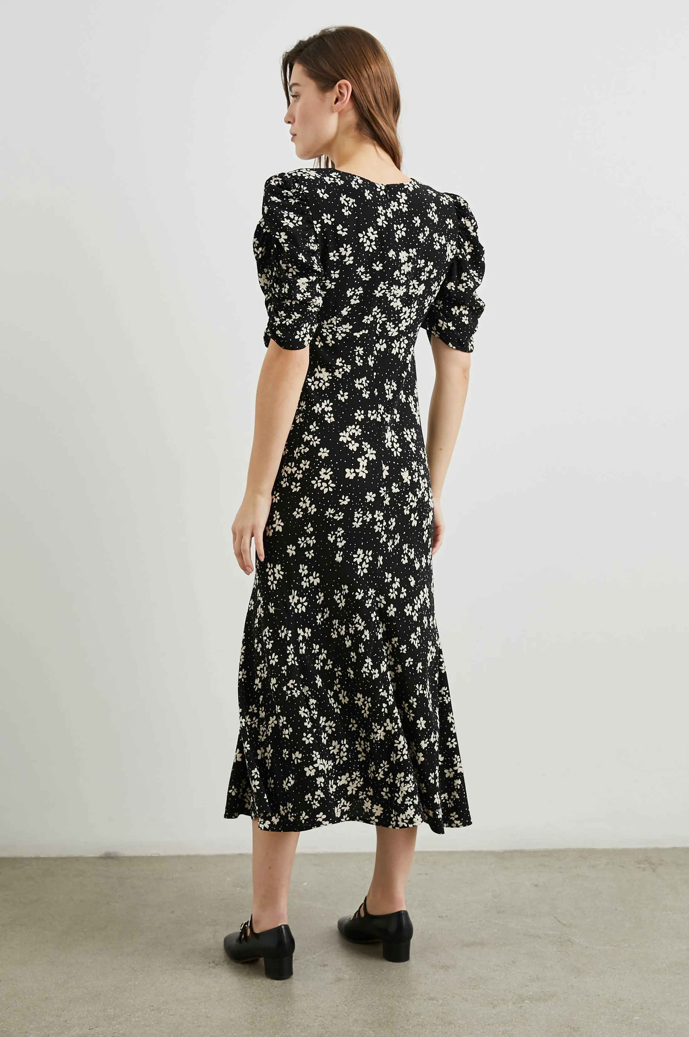 ZARIAH DRESS - NOIR FLORAL Rails